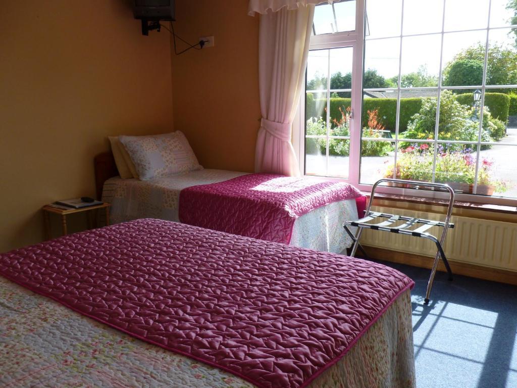 أوتيرارد Riverwalk House B&B المظهر الخارجي الصورة